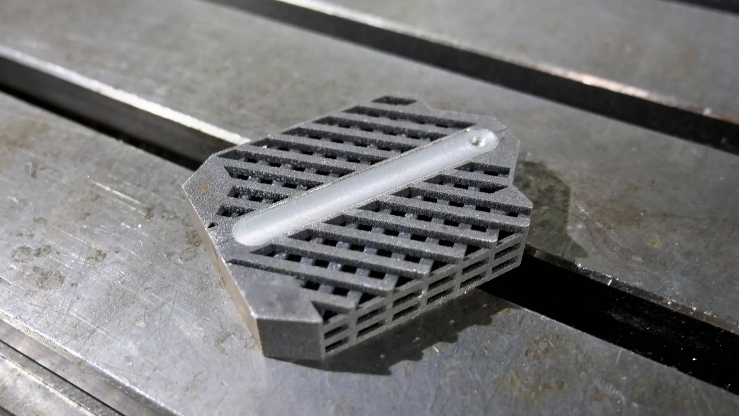 assembly of additive manufacturing parts