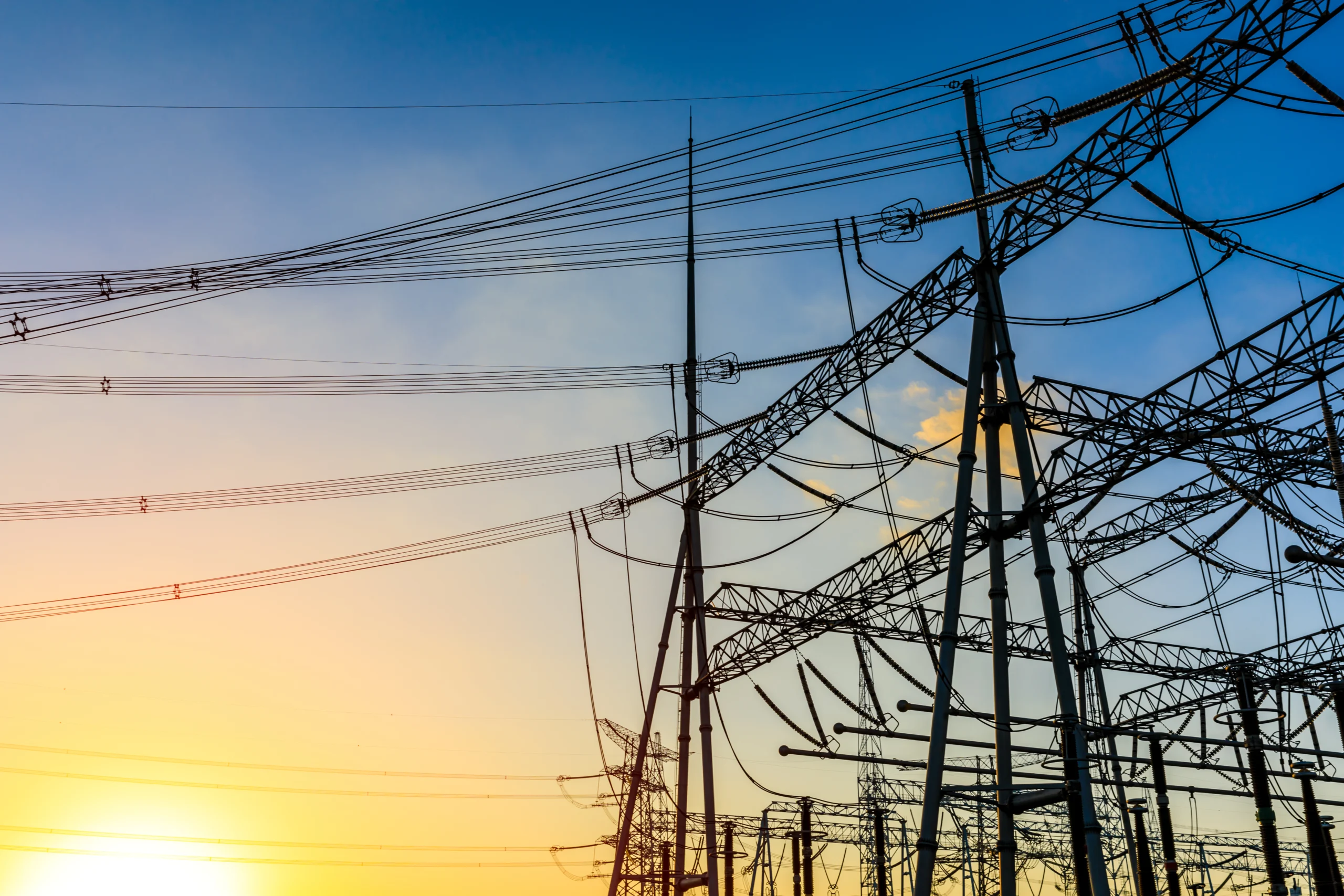 Pylône électrique à haute tension