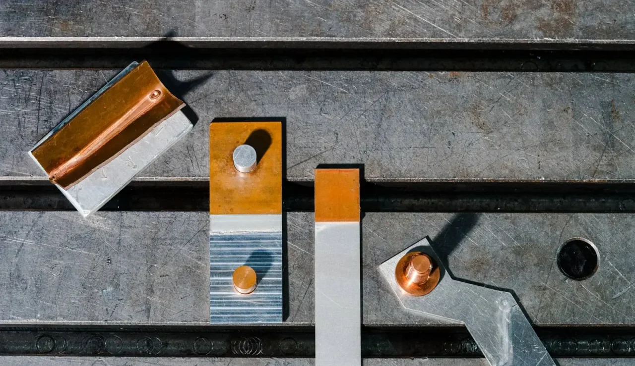 Soldadura por fricción-agitación en cobre y aluminio