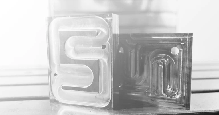 Mit Friction Stir Welding (FSW) geschweißte Kupferkühlplatte