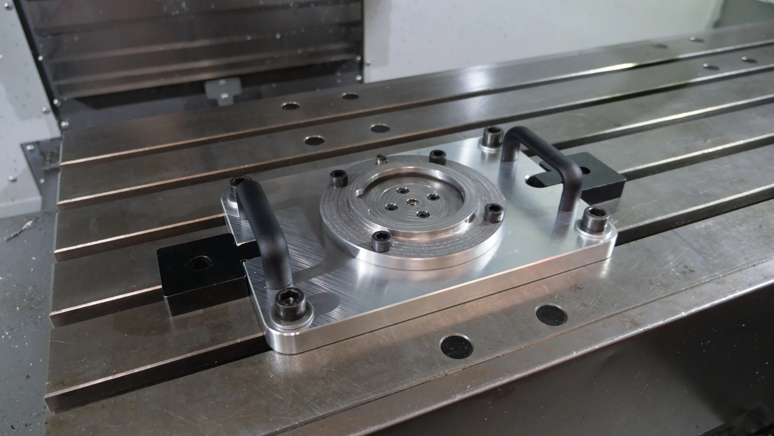 small clamping system for FSW